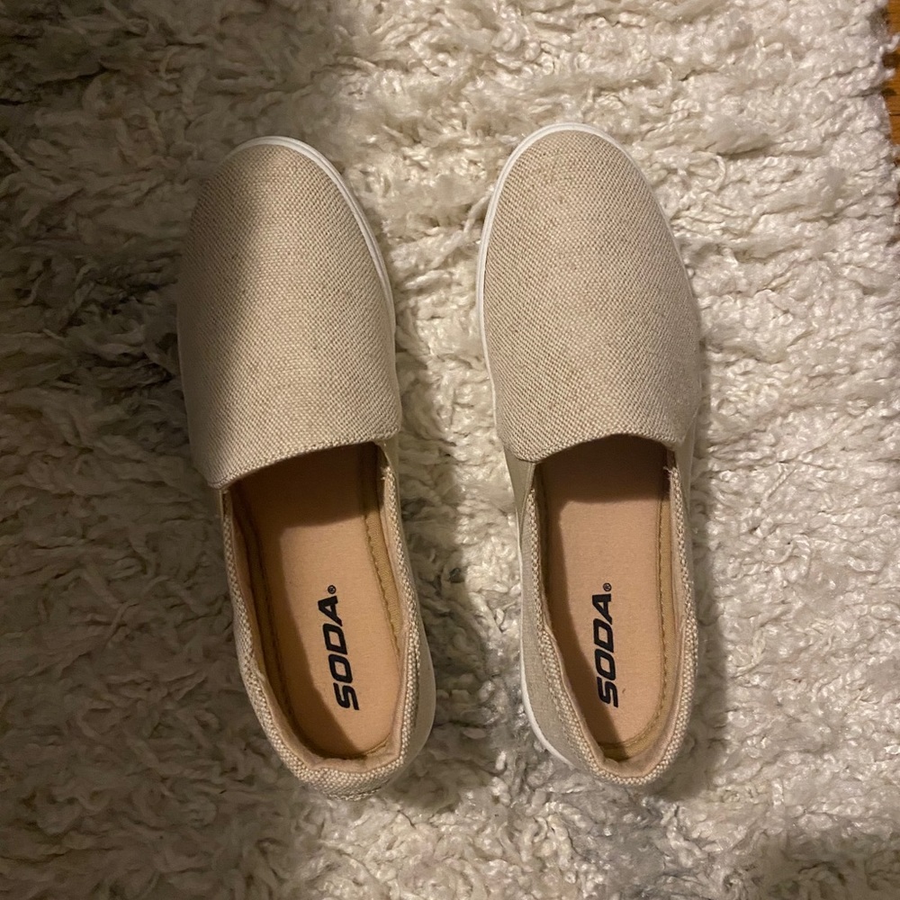 Shoes - Picture 2 of 2